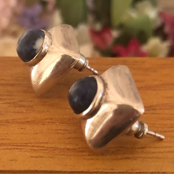 Silpada Sterling Silver Blue Sodalite Earrings on Posts P0522 - Picture 9 of 16